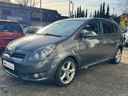 Grau Gebraucht 2008 Toyota Corolla Verso Executive Van / Kleinbus | 3.999 € (Fairer Preis)