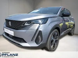 Grau Gebraucht 2023 Peugeot 5008 Allure Van / Kleinbus | 30.390 € (Fairer Preis)