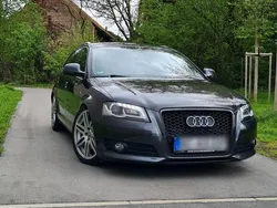 Grau Gebraucht 2009 Audi A3 S-Line Limousine | 9.500 €
