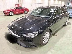 Schwarz Gebraucht 2021 Mercedes CLA200 Shooting Brake Kombi | 17.900 € (Guter Preis)