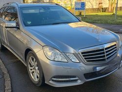 Silber Gebraucht 2011 Mercedes E220 Avantgarde Limousine | 9.000 € (Guter Preis)