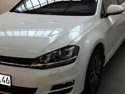 Weiß Gebraucht 2017 VW Golf VII Allstar Limousine | 18.000 € (Fairer Preis)