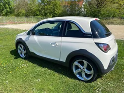 Weiß Gebraucht 2016 Opel Adam Rocks Rocks Kleinwagen | 9.990 € (Fairer Preis)