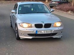 Grau Gebraucht 2007 BMW 120 Kleinwagen | 3.000 € (Superpreis)
