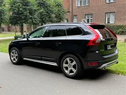 Schwarz Gebraucht 2010 Volvo XC60 R-Design SUV | 8.600 € (Etwas zu teuer)