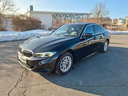 Schwarz Gebraucht 2022 BMW 320 Sport Line Limousine | 23.990 € (Teuer)