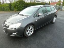 Grau Gebraucht 2012 Opel Astra Selection Kombi | 3.150 € (Guter Preis)