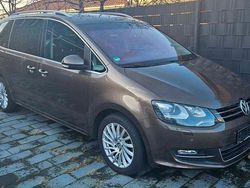 Braun Gebraucht 2011 VW Sharan Highline Van / Kleinbus | 8.500 € (Guter Preis)