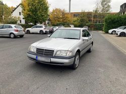Silber Gebraucht 1995 Mercedes C180 Classic Limousine | 1.200 €