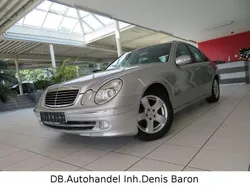 Silber Gebraucht 2002 Mercedes E220 Limousine | 5.980 € (Fairer Preis)