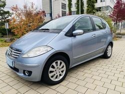 Blau Gebraucht 2007 Mercedes B170 Van / Kleinbus | 5.800 € (Guter Preis)