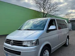 Grau Gebraucht 2013 VW T5 Van | 14.000 €