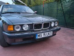 Grau Gebraucht 1988 BMW 750 Limousine | 8.600 €