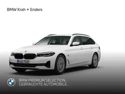 Weiß Gebraucht 2022 BMW 530 Sport Line Kombi | 36.908 € (Fairer Preis)