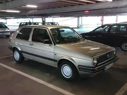 Gold Gebraucht 1988 VW Golf II Limousine | 5.800 €