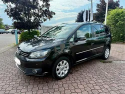 Schwarz Gebraucht 2011 VW Touran Highline Van / Kleinbus | 6.800 € (Superpreis)