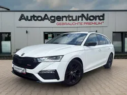Weiß Gebraucht 2021 Skoda Octavia RS Kombi | 28.950 € (Fairer Preis)