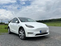 Weiß Gebraucht 2023 Tesla Model Y Long Range SUV | 35.000 € (Guter Preis)