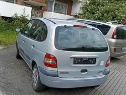 Silber Gebraucht 2000 Renault Scénic Van / Kleinbus | 1.000 €