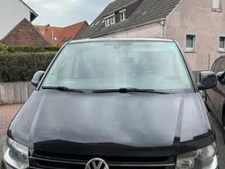 Schwarz Gebraucht 2013 VW T5 Highline Van | 23.950 €