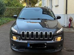 Grau Gebraucht 2016 Jeep Cherokee Longitude SUV | 11.900 € (Teuer)