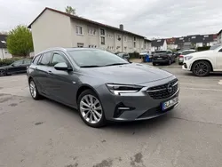 Grau Gebraucht 2021 Opel Insignia Sport Kombi | 17.000 € (Etwas zu teuer)
