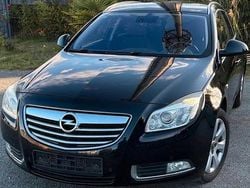Schwarz Gebraucht 2009 Opel Insignia Kombi | 2.700 € (Superpreis)