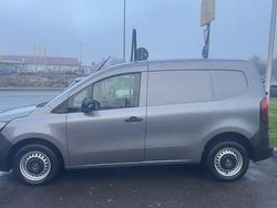 Grau Gebraucht 2023 Renault Kangoo Equilibre Van / Kleinbus | 18.300 € (Fairer Preis)