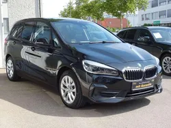Saphirschwarz Gebraucht 2021 BMW 218 Advantage Van / Kleinbus | 17.950 € (Guter Preis)