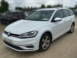 Weiß Gebraucht 2018 VW Golf VII Highline Kombi | 12.999 € (Guter Preis)