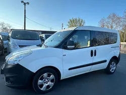 Weiß Gebraucht 2013 Opel Combo Selection Van / Kleinbus | 2.499 €