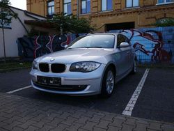 Grau Gebraucht 2007 BMW 120 Kleinwagen | 4.950 € (Fairer Preis)