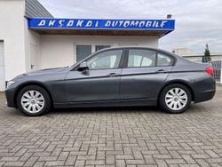 Grau Gebraucht 2012 BMW 318 Limousine | 5.950 € (Guter Preis)