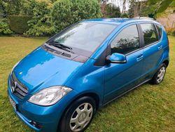 Blau Gebraucht 2008 Mercedes 190 Limousine | 2.400 €