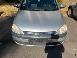 Silber Gebraucht 2003 Opel Corsa Kleinwagen | 800 € (Guter Preis)