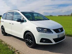 Weiß Gebraucht 2025 Seat Alhambra CONNECT Van / Kleinbus | 21.990 €