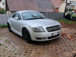 Silber Gebraucht 1999 Audi TT Coupé | 1.300 €