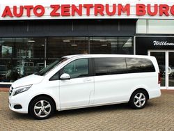 Weiß Gebraucht 2019 Mercedes V250 Edition Van / Kleinbus | 41.950 € (Guter Preis)