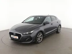 Grau Gebraucht 2018 Hyundai i30 Style Limousine | 16.710 € (Etwas zu teuer)