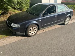 Blau Gebraucht 2002 Audi A4 Limousine | 500 € (Guter Preis)