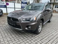 Gold Gebraucht 2011 Mitsubishi Outlander Intense SUV | 4.699 € (Guter Preis)