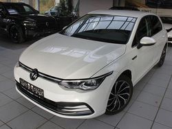 Weiß Gebraucht 2021 VW Golf VIII Style Limousine | 22.890 € (Guter Preis)