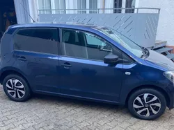 Blau Gebraucht 2013 VW up! Kleinwagen | 5.900 € (Fairer Preis)
