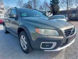 Grün Gebraucht 2009 Volvo XC70 SUV | 3.999 €