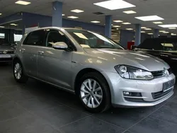 Silber Gebraucht 2016 VW Golf VII LOUNGE Limousine | 11.980 € (Fairer Preis)