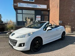 Weiß Gebraucht 2012 Peugeot 207 CC Allure Cabrio | 4.350 € (Etwas zu teuer)