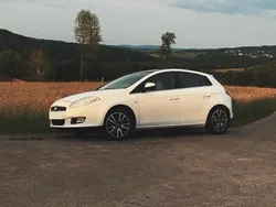 Weiß Gebraucht 2007 Fiat Bravo Kleinwagen | 3.900 € (Etwas zu teuer)