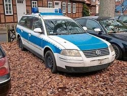 Weiß Gebraucht 2005 VW Passat Kombi | 2.555 €