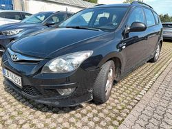 Gebraucht 2011 Hyundai i30 Classic Kombi | 1.000 € (Etwas zu teuer)
