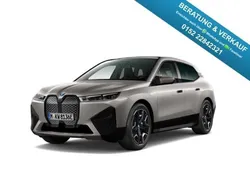 Grau Gebraucht 2023 BMW iX Sport Line SUV | 57.710 € (Etwas zu teuer)